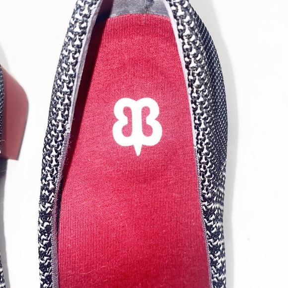 Betabrand Starter Red Black White Textured Patterned Block Heels - Picture 4 of 9